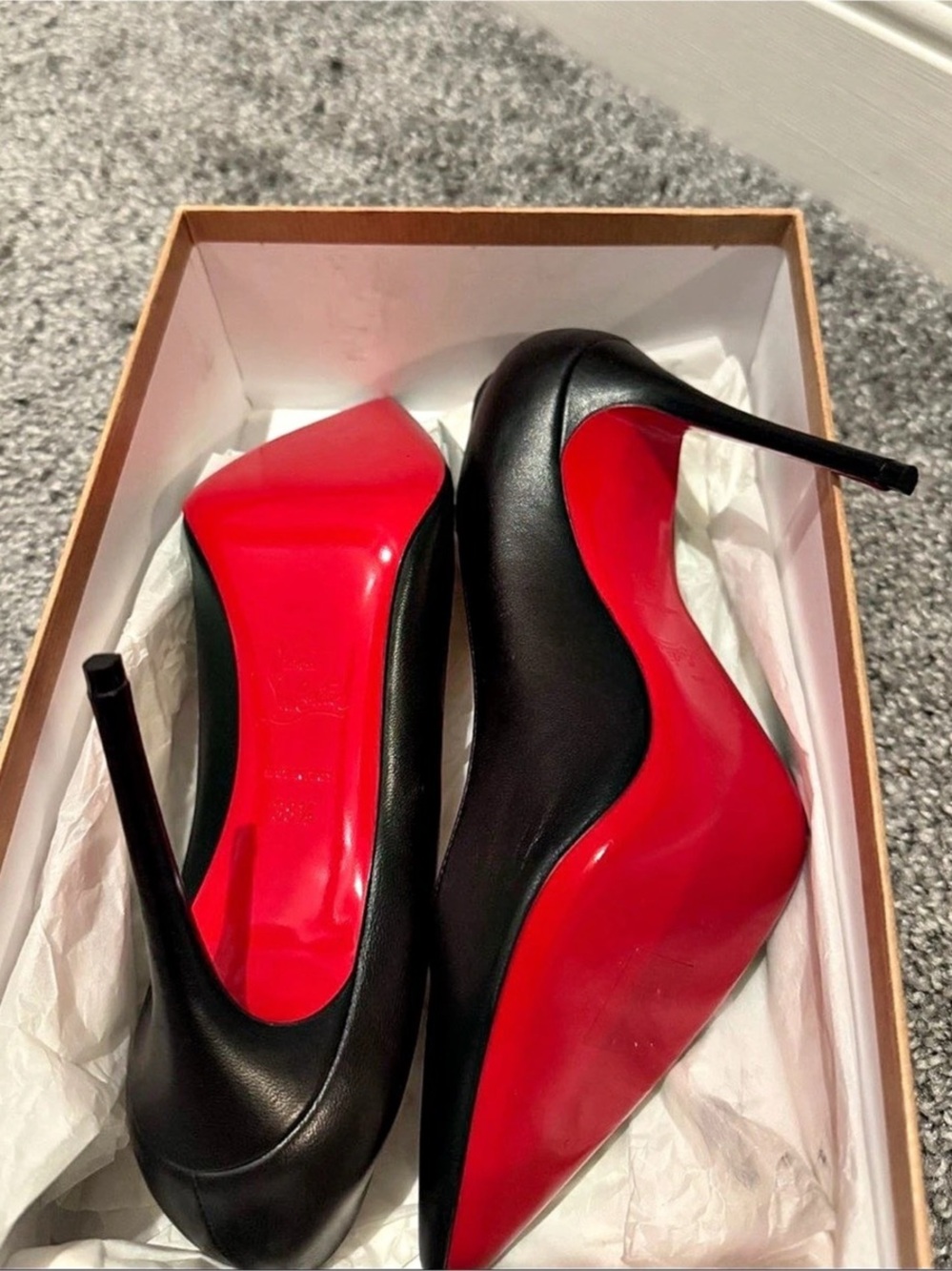 Christian Louboutin Pigalle Follies Black & Red EU 38.5 Like New